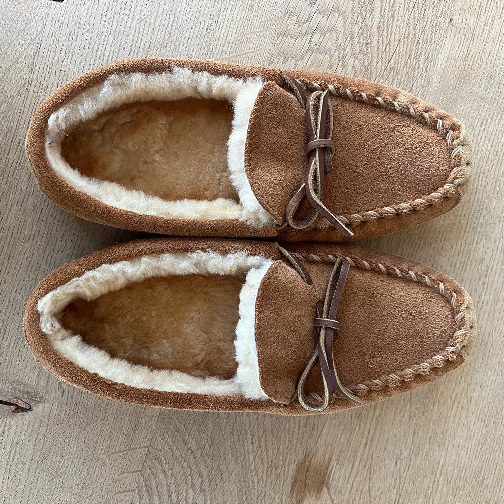 L.L. Bean Wicked Good Slippers Big Kid Size 4 - Picture 2 of 6